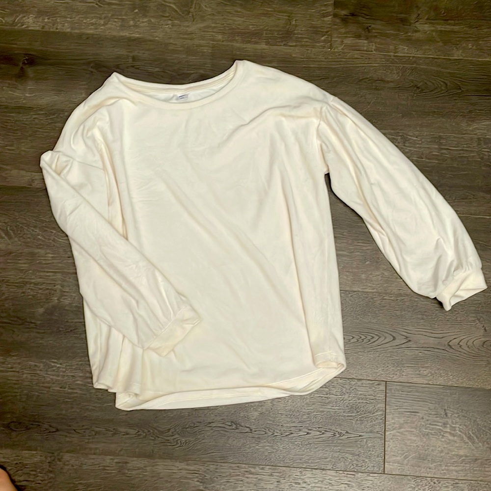 Old Navy Velvet balloon sleeve blouse